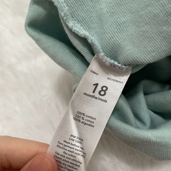 3/$10 Baby Carter's Green Long Sleeve One Piece Size 18 Months - Picture 6 of 6